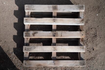 3-Tonne Capacity 1100mm x 1100mm x 180mm Hardwood Pallet (Wooden)